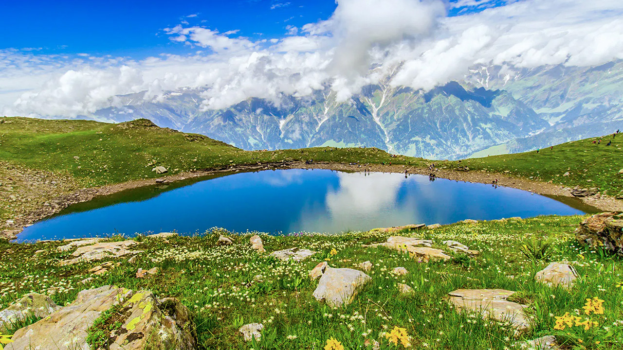 Bhrigu Lake